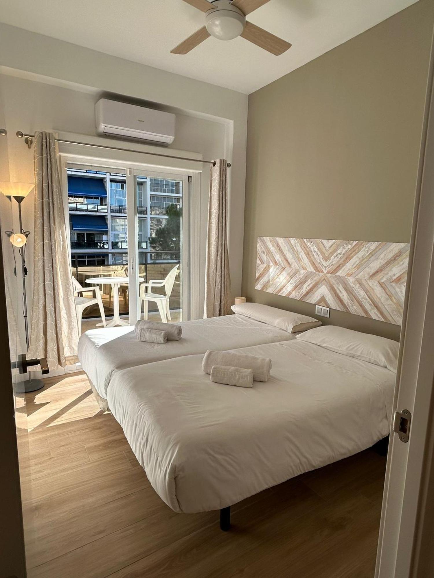 Skol 420C Fantastico 1 Dormitorio Primera Linea De Playa Marbella Exterior photo