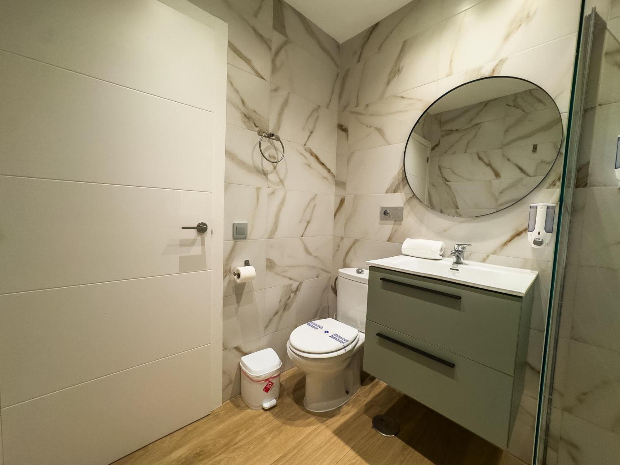 Skol 420C Fantastico 1 Dormitorio Primera Linea De Playa Marbella Exterior photo
